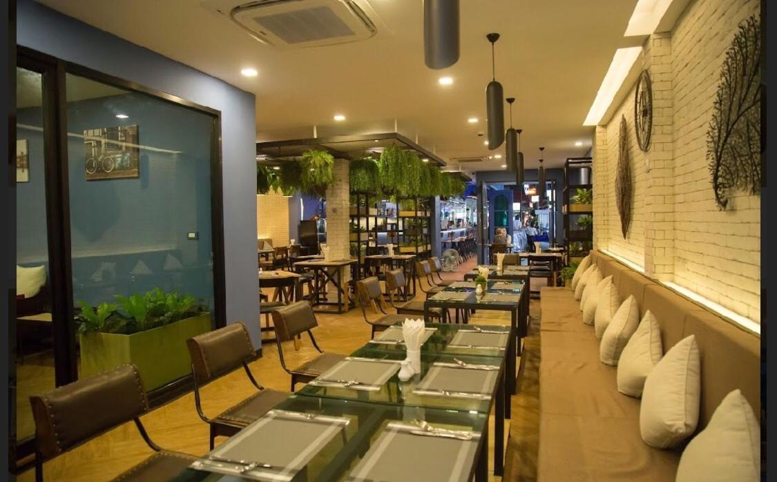 Neptuna Hotel 3*